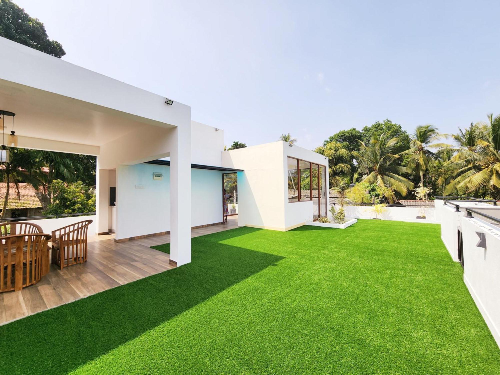 Hotel The Elegance Kalutara Exterior foto